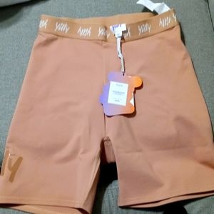 Fabletics Yitty brown sugar compression shorts